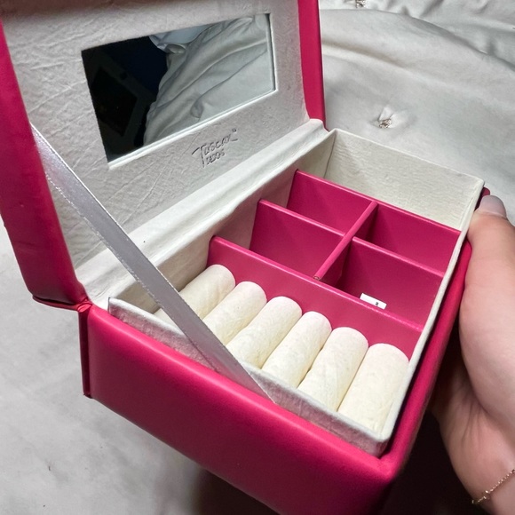 Tuscan Designs Pink Quilted Leather Stationary Jewelry Box! - Picture 4 of 4